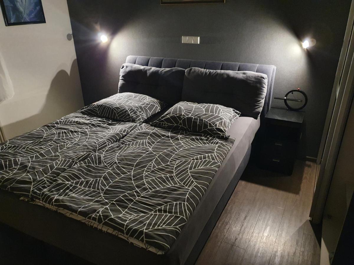 Schlafzimmer, Ruhige Lage In Meppen --- Check-In Mit Schluesselkasten Buitenkant foto